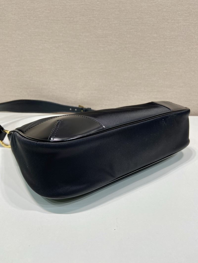 Pra*a hobo bags